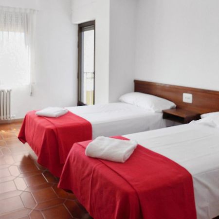Hostal La Torre Benicàssim Eksteriør billede