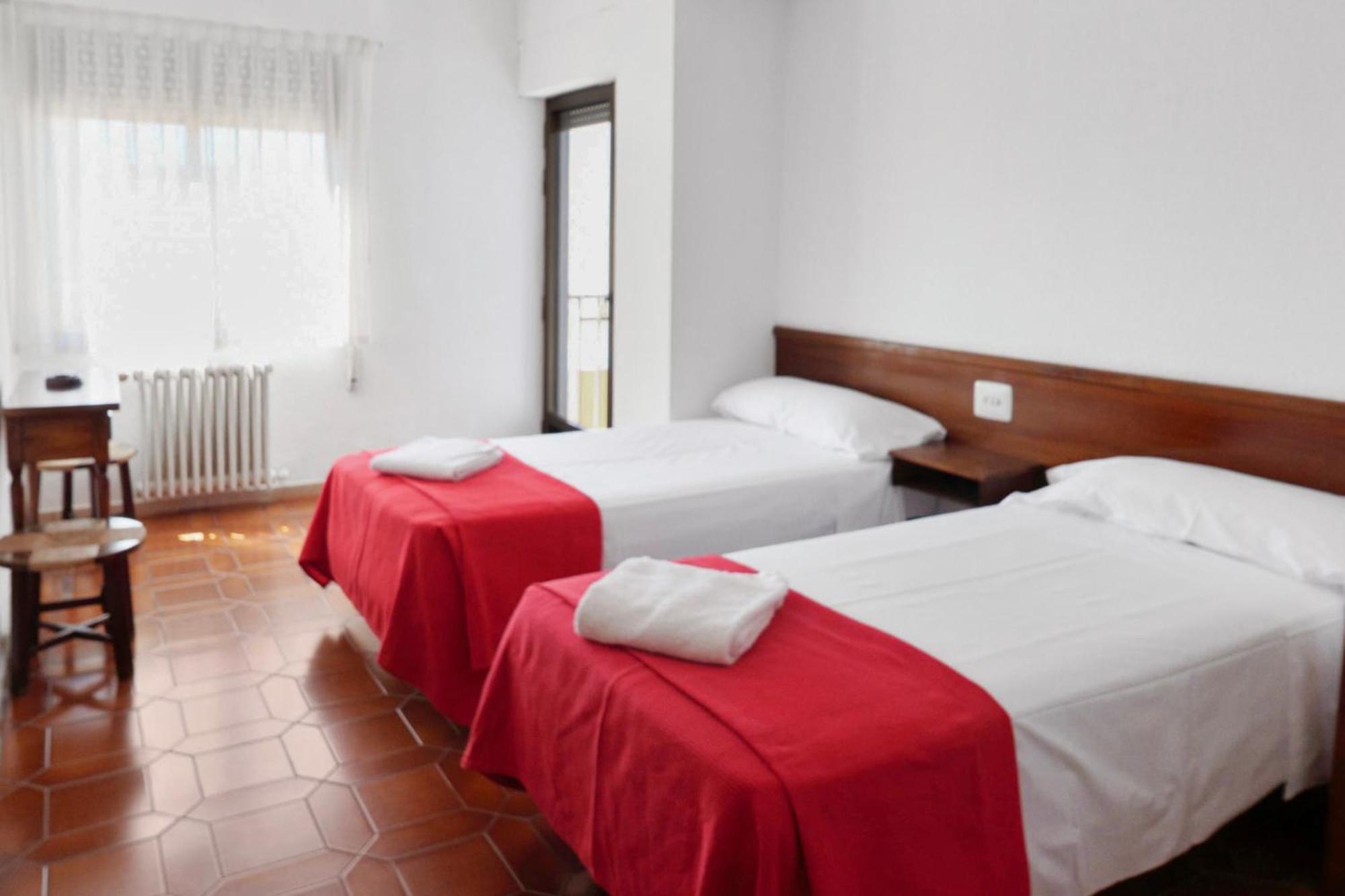 Hostal La Torre Benicàssim Eksteriør billede