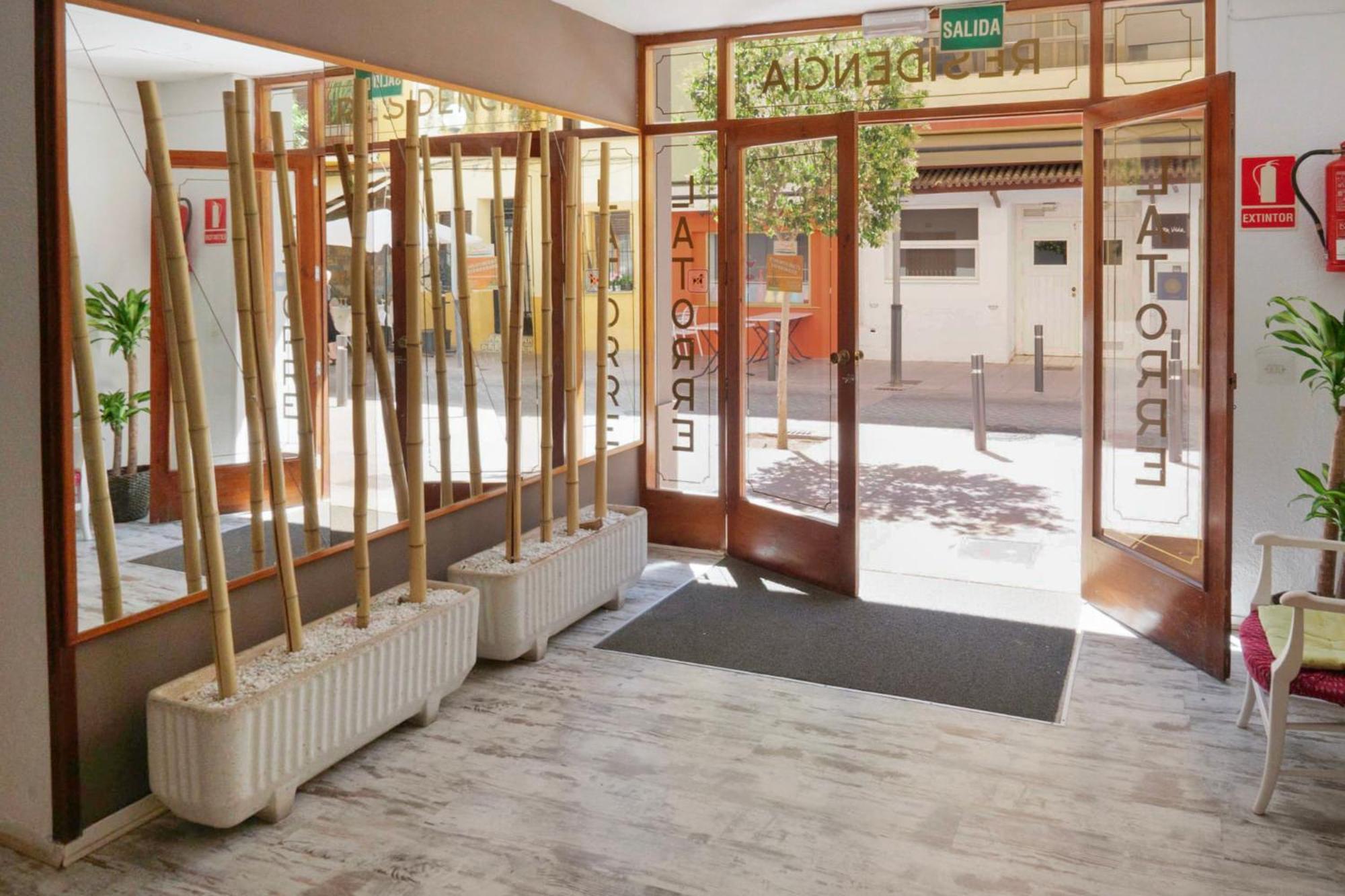 Hostal La Torre Benicàssim Eksteriør billede