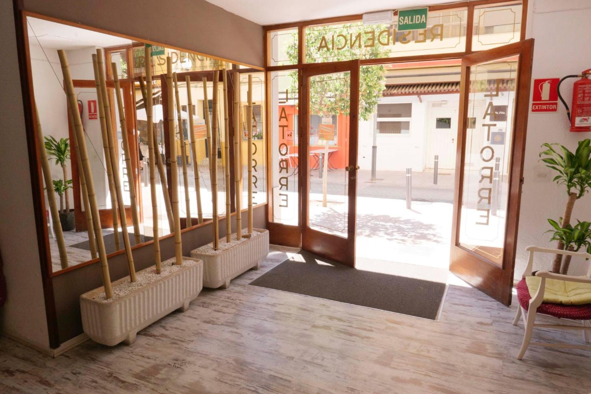 Hostal La Torre Benicàssim Eksteriør billede